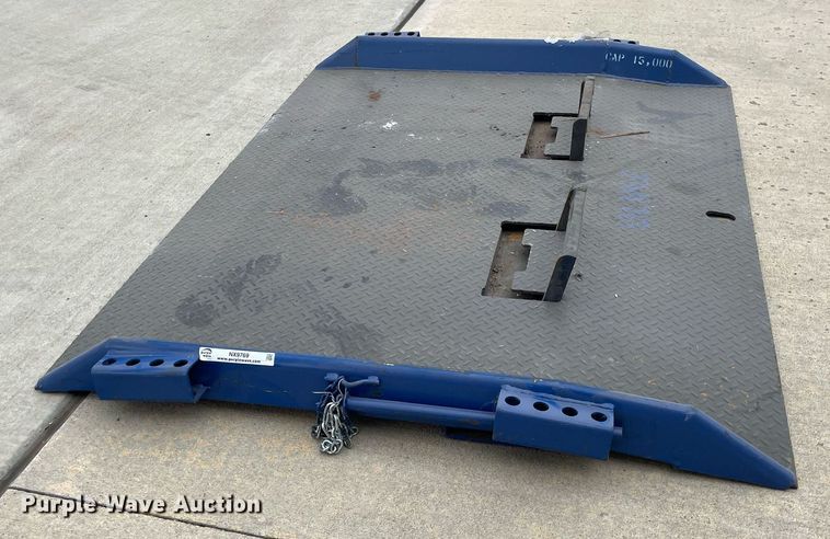 image for item NX9769 Uline  dock plate