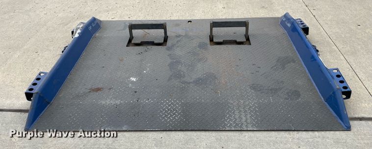 image for item NX9769 Uline  dock plate