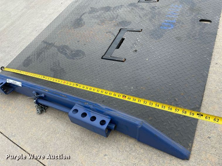 Uline dock plate in Wichita, KS Item NX9769 sold Purple Wave