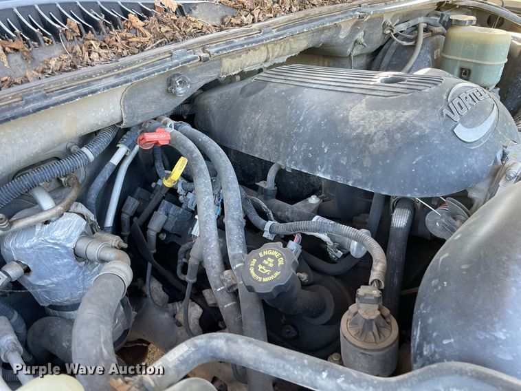 image for item NX9771 2001 Chevrolet Suburban  SUV