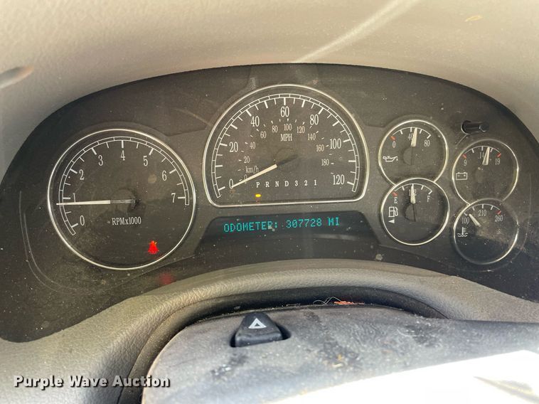 image for item NX9776 2006 Buick Rainier CXL  SUV