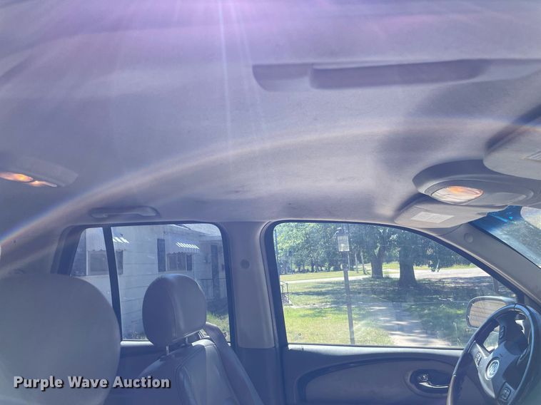 image for item NX9776 2006 Buick Rainier CXL  SUV