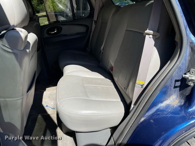 image for item NX9776 2006 Buick Rainier CXL  SUV