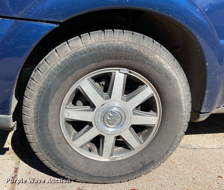 image for item NX9776 2006 Buick Rainier CXL  SUV