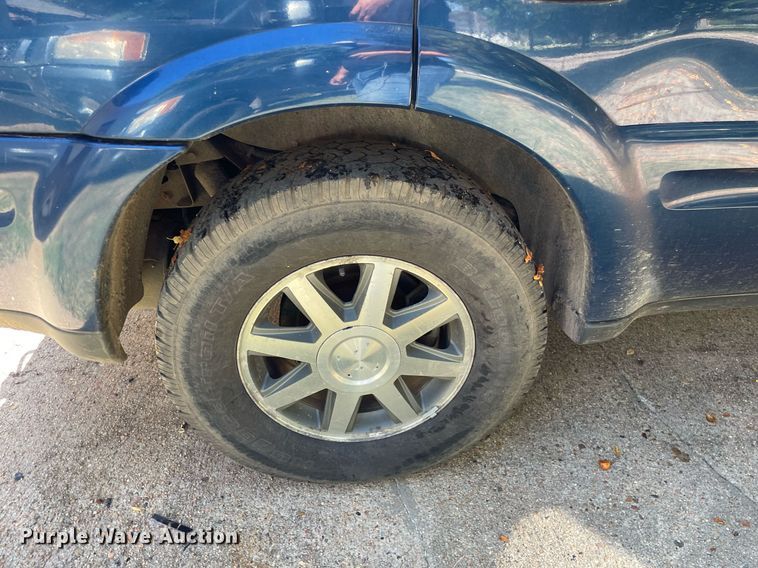 image for item NX9776 2006 Buick Rainier CXL  SUV