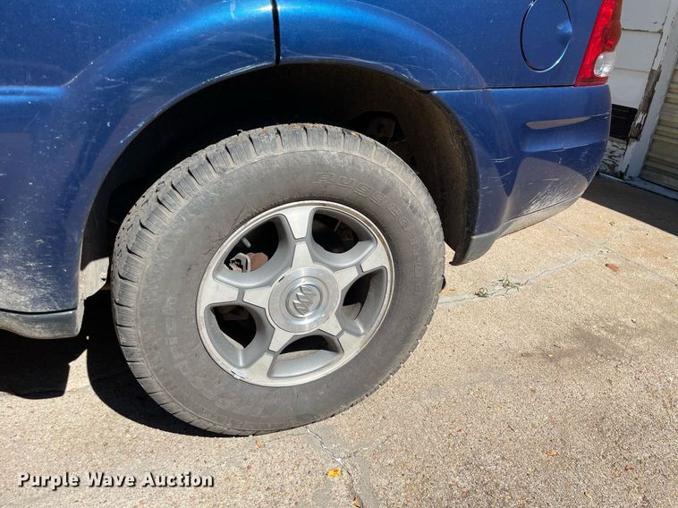 image for item NX9776 2006 Buick Rainier CXL  SUV