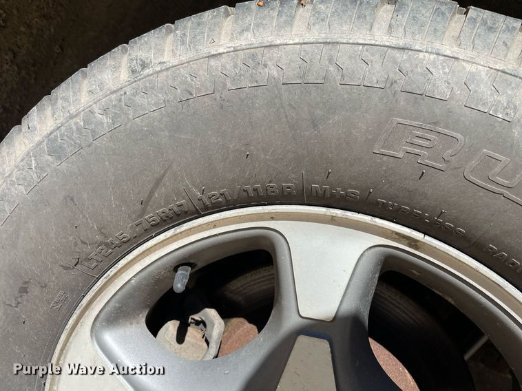 image for item NX9776 2006 Buick Rainier CXL  SUV