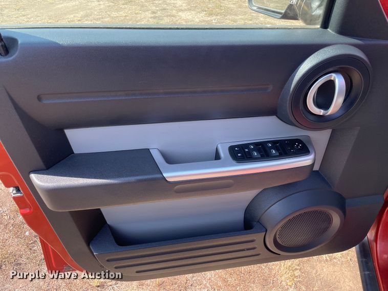 image for item NX9840 2008 Dodge Nitro SLT  SUV