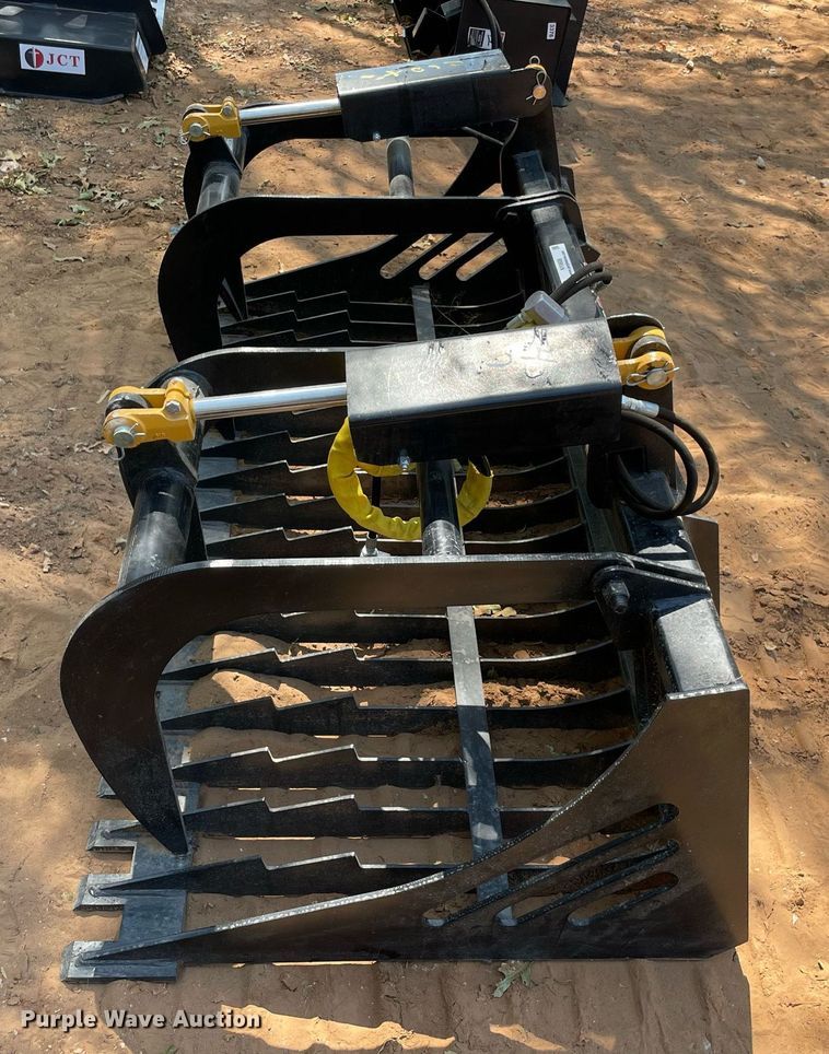 image for item NY9808 Skid steer grapple bucket