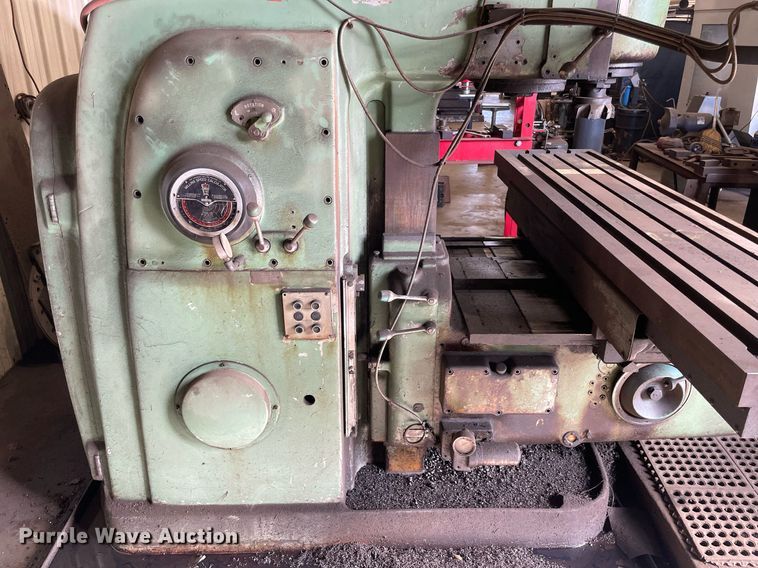 image for item NY9821 Cincinnati 450-20  vertical milling machine