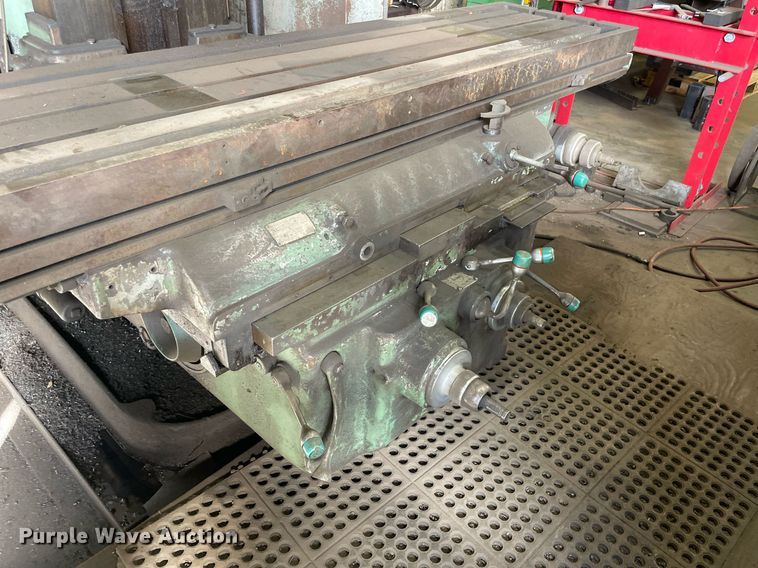 image for item NY9821 Cincinnati 450-20  vertical milling machine