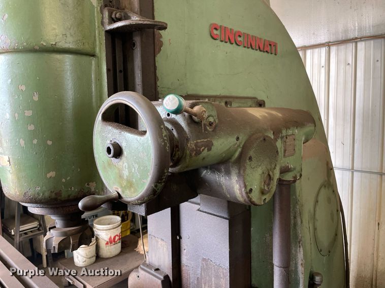 image for item NY9821 Cincinnati 450-20  vertical milling machine