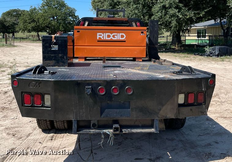 image for item NY9916 2009 Ford F550 Super Duty XL  flatbed truck