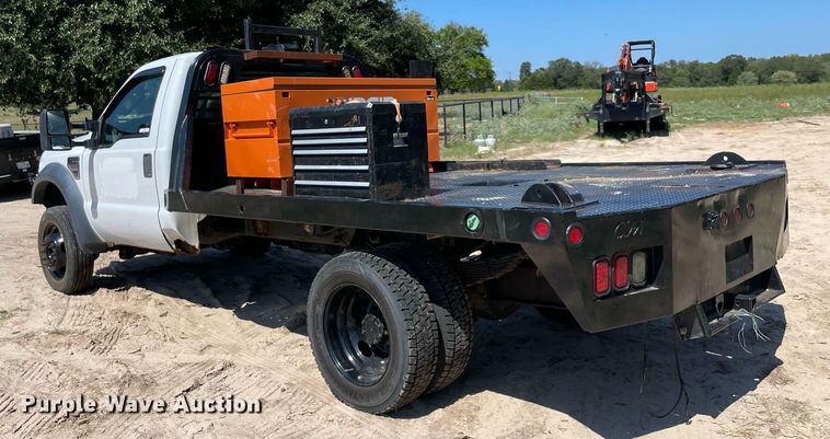 image for item NY9916 2009 Ford F550 Super Duty XL  flatbed truck
