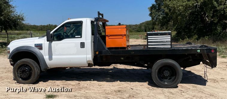image for item NY9916 2009 Ford F550 Super Duty XL  flatbed truck