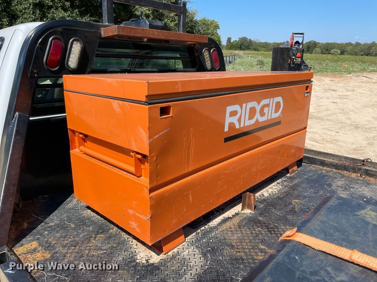 image for item NY9916 2009 Ford F550 Super Duty XL  flatbed truck