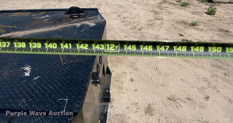 image for item NY9916 2009 Ford F550 Super Duty XL  flatbed truck