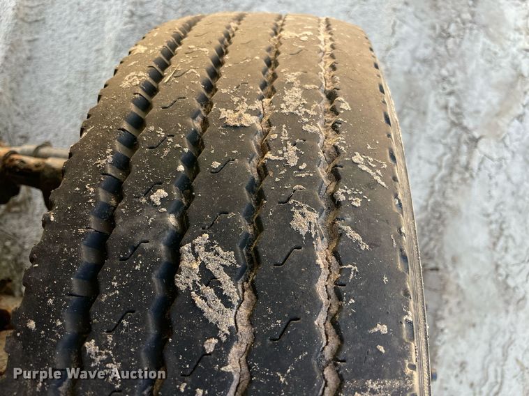 image for item NY9916 2009 Ford F550 Super Duty XL  flatbed truck