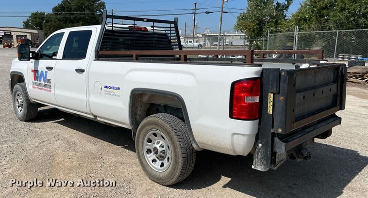 image for item NY9923 2018 GMC Sierra 2500HD  Crew Cab pickup truck