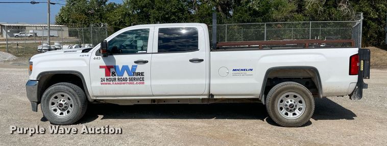 image for item NY9923 2018 GMC Sierra 2500HD  Crew Cab pickup truck