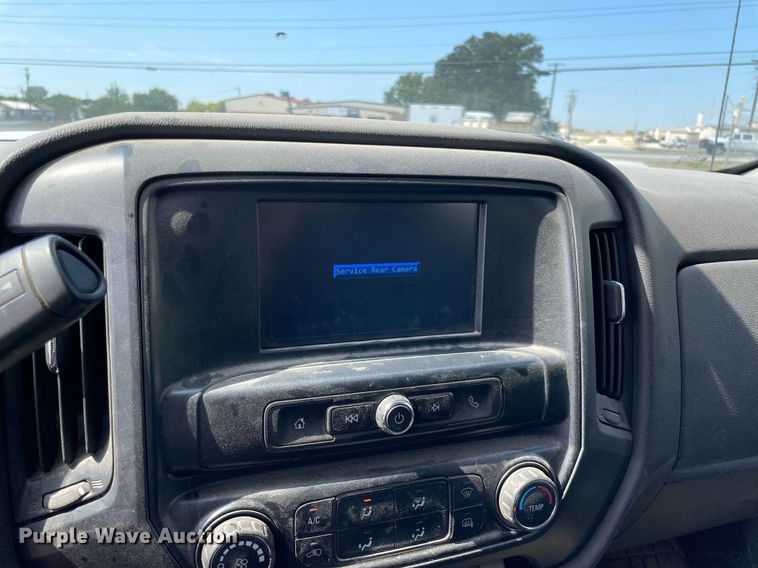 image for item NY9923 2018 GMC Sierra 2500HD  Crew Cab pickup truck