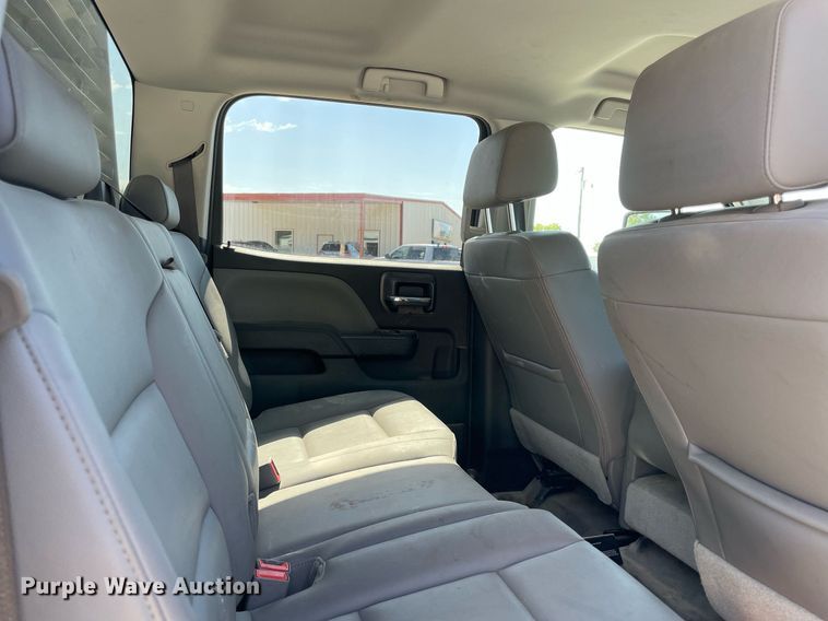 image for item NY9923 2018 GMC Sierra 2500HD  Crew Cab pickup truck