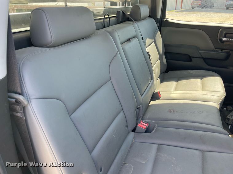 image for item NY9923 2018 GMC Sierra 2500HD  Crew Cab pickup truck