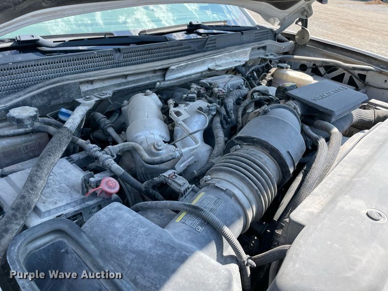 image for item NY9923 2018 GMC Sierra 2500HD  Crew Cab pickup truck