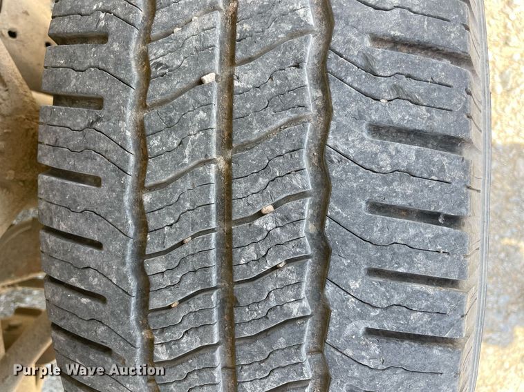 image for item NY9923 2018 GMC Sierra 2500HD  Crew Cab pickup truck