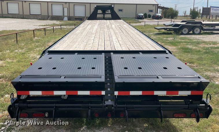 image for item NY9925 2023 MC Trailers  equipment trailer