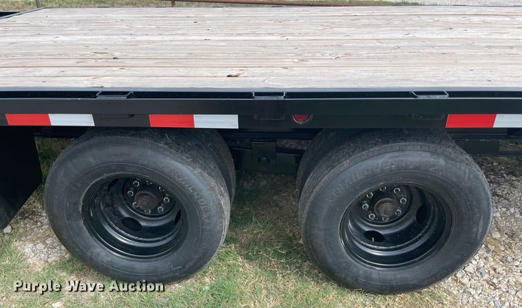 image for item NY9925 2023 MC Trailers  equipment trailer