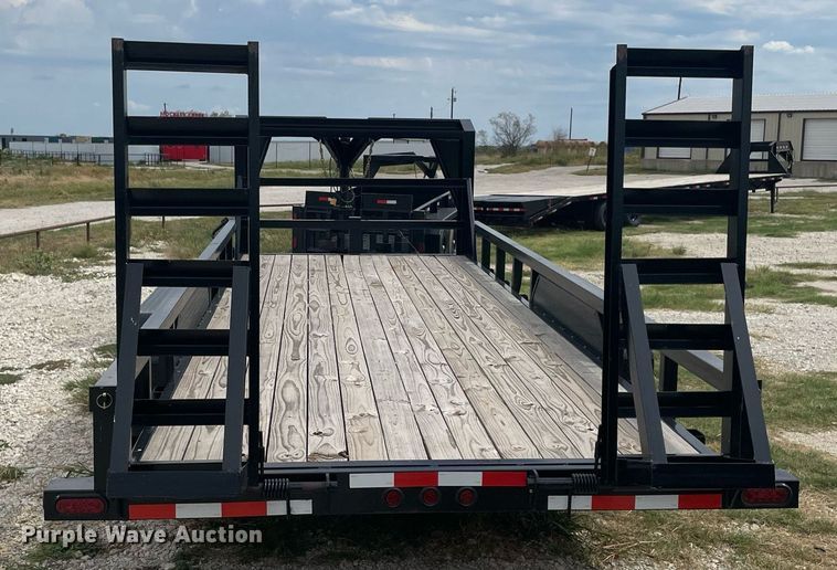 image for item NY9927 MC Trailers  equipment trailer