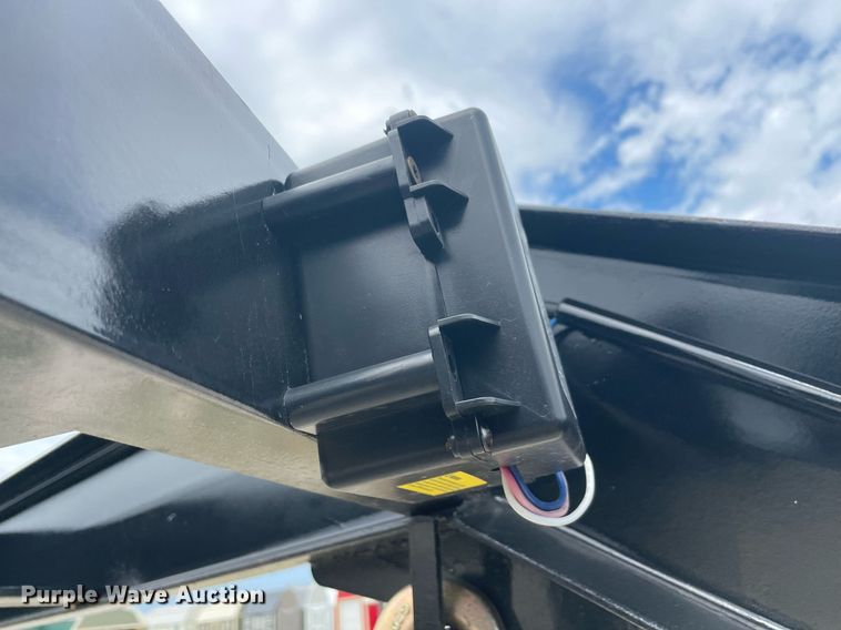 image for item NY9927 MC Trailers  equipment trailer