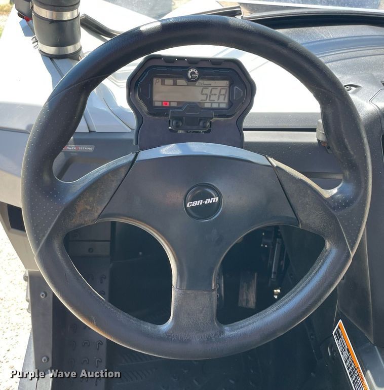 image for item NY9938 2017 Can Am Maverick Max 1000R DPS  utility vehicle