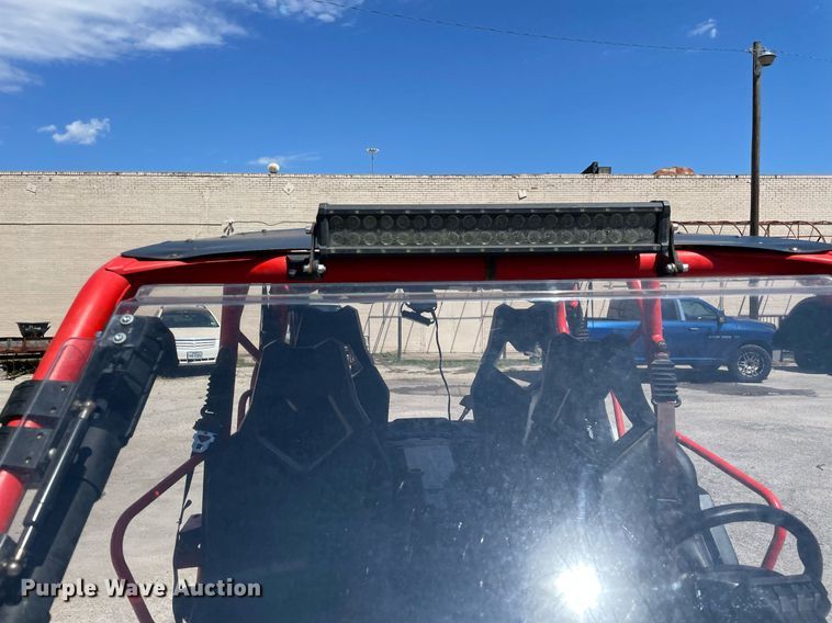 image for item NY9938 2017 Can Am Maverick Max 1000R DPS  utility vehicle