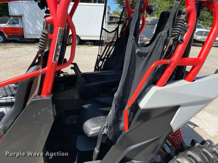 image for item NY9938 2017 Can Am Maverick Max 1000R DPS  utility vehicle