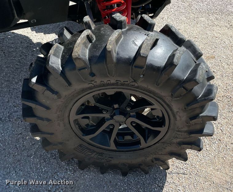 image for item NY9938 2017 Can Am Maverick Max 1000R DPS  utility vehicle