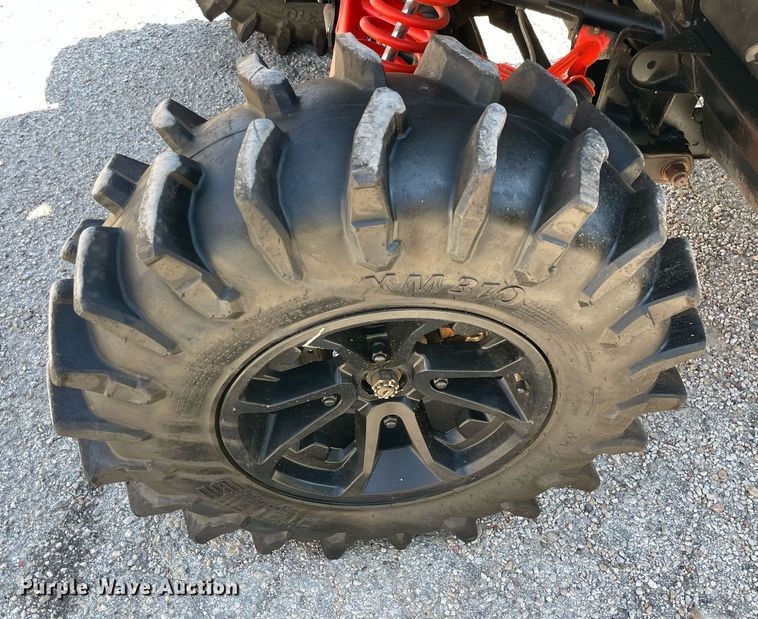 image for item NY9938 2017 Can Am Maverick Max 1000R DPS  utility vehicle