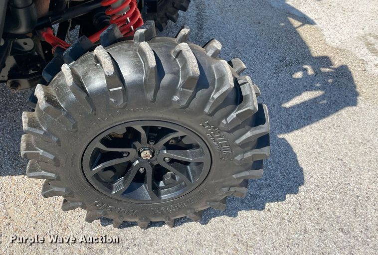 image for item NY9938 2017 Can Am Maverick Max 1000R DPS  utility vehicle