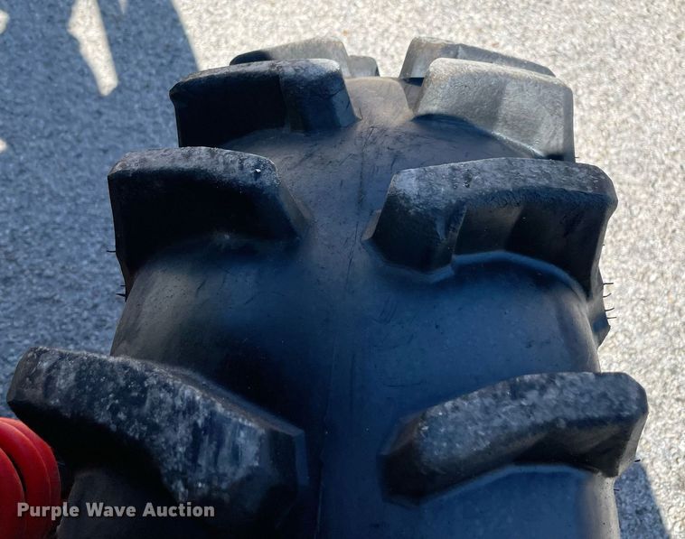 image for item NY9938 2017 Can Am Maverick Max 1000R DPS  utility vehicle