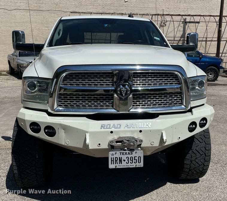 image for item NY9940 2016 Dodge Ram 2500  Crew Cab pickup truck