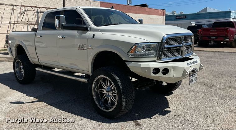 image for item NY9940 2016 Dodge Ram 2500  Crew Cab pickup truck