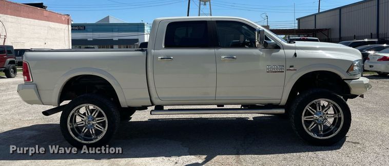 image for item NY9940 2016 Dodge Ram 2500  Crew Cab pickup truck
