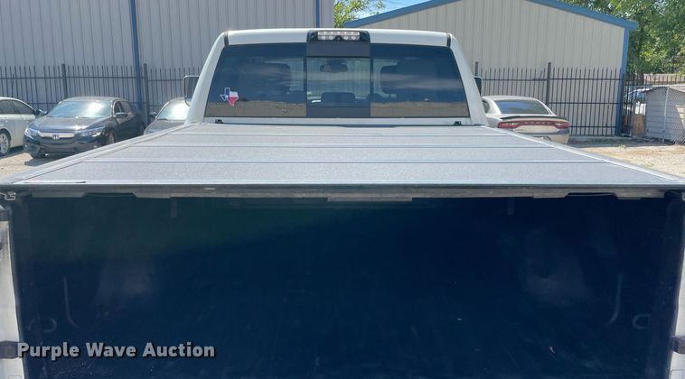 image for item NY9940 2016 Dodge Ram 2500  Crew Cab pickup truck