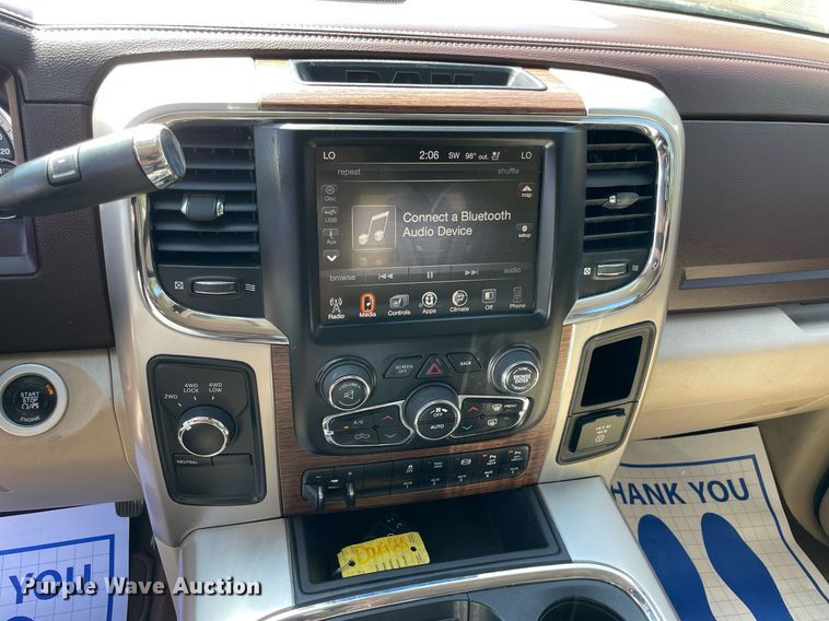 image for item NY9940 2016 Dodge Ram 2500  Crew Cab pickup truck