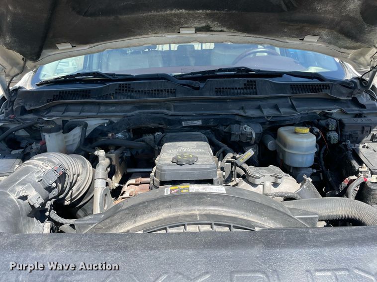 image for item NY9940 2016 Dodge Ram 2500  Crew Cab pickup truck