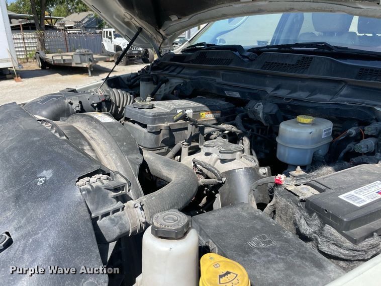 image for item NY9940 2016 Dodge Ram 2500  Crew Cab pickup truck