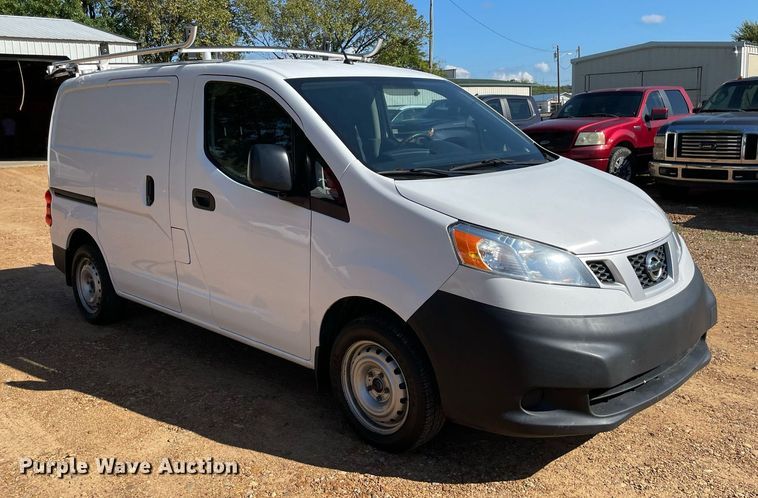 image for item NY9943 2015 Nissan NV200 SV  van