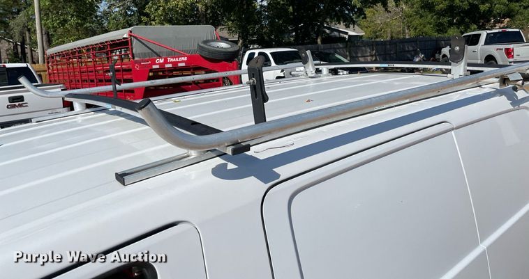 image for item NY9943 2015 Nissan NV200 SV  van