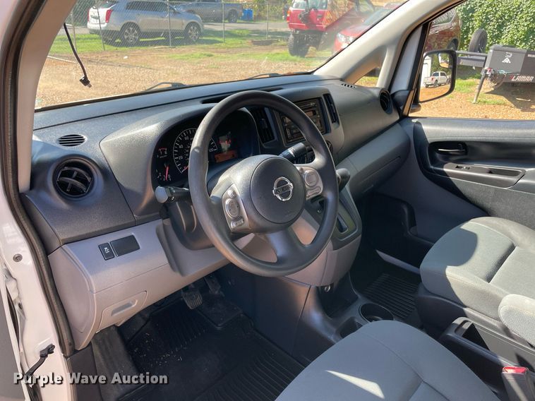 image for item NY9943 2015 Nissan NV200 SV  van